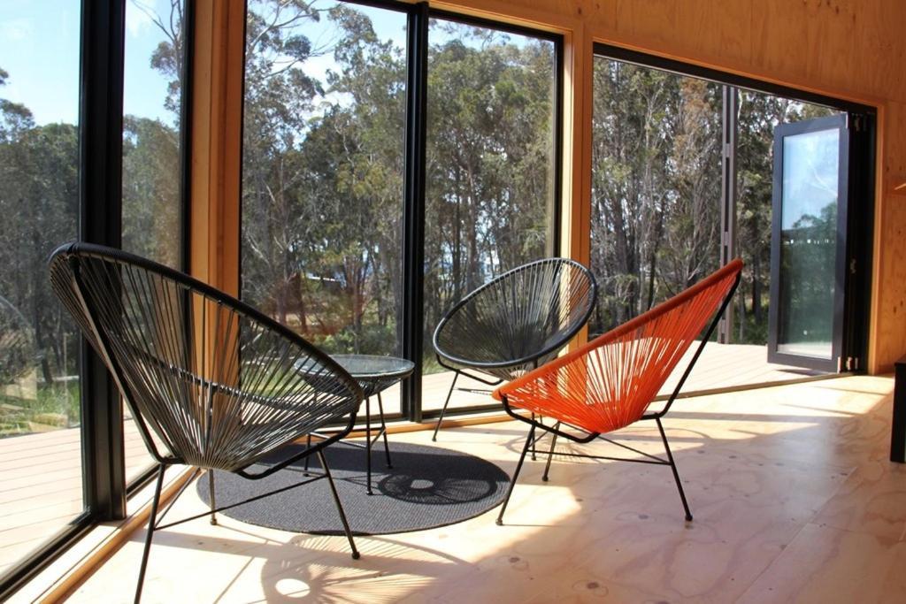 Вілла Bay Of Fires Eco Hut Off Grid Experience At Binalong Bay Екстер'єр фото